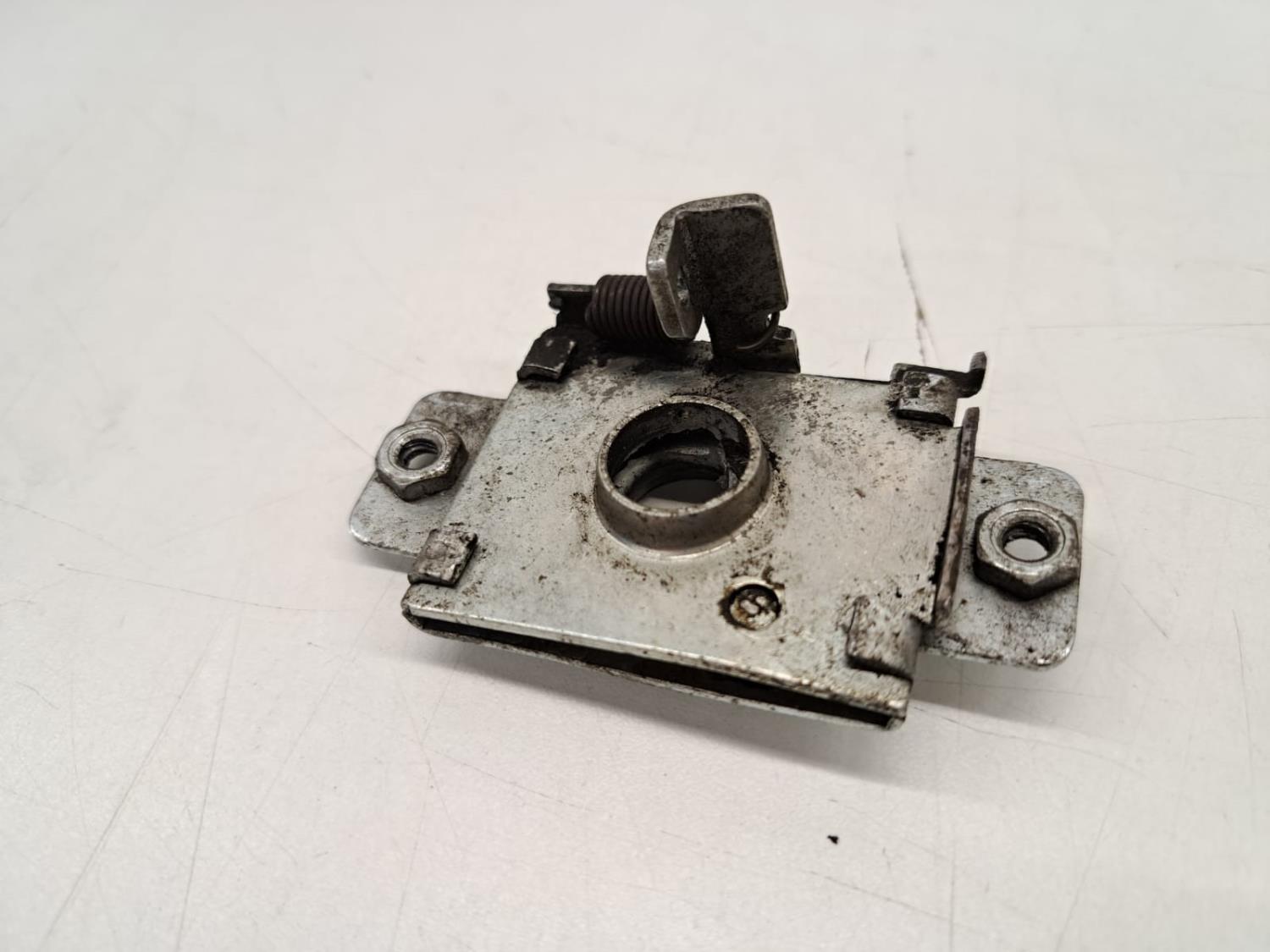 Schloßfalle Kofferraum Ferrari Dino 208/308GT4
