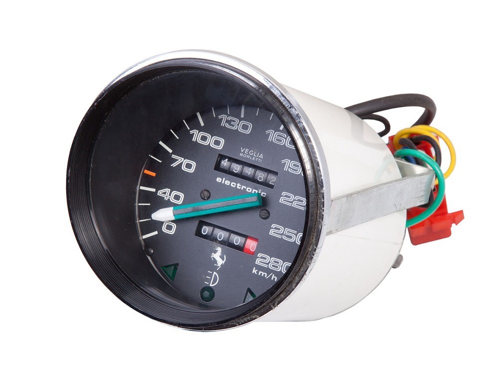 Tacho-Umbau von Meilen auf Kilometer Ferrari 308 QV